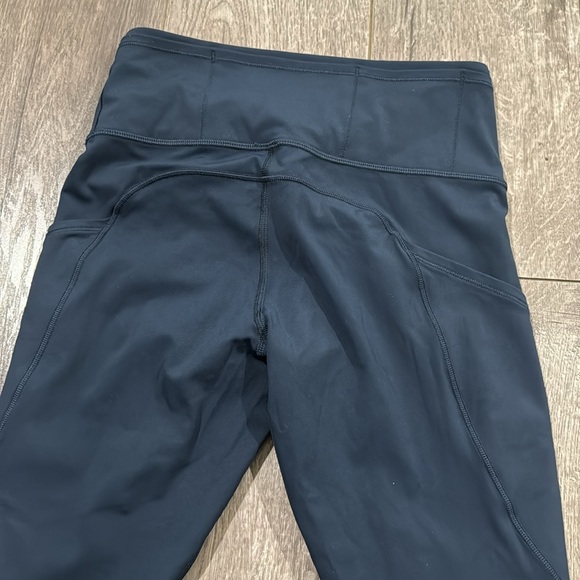Lululemon Time To Sweat Crop True Navy | SIZE: 4 - Picture 12 of 12